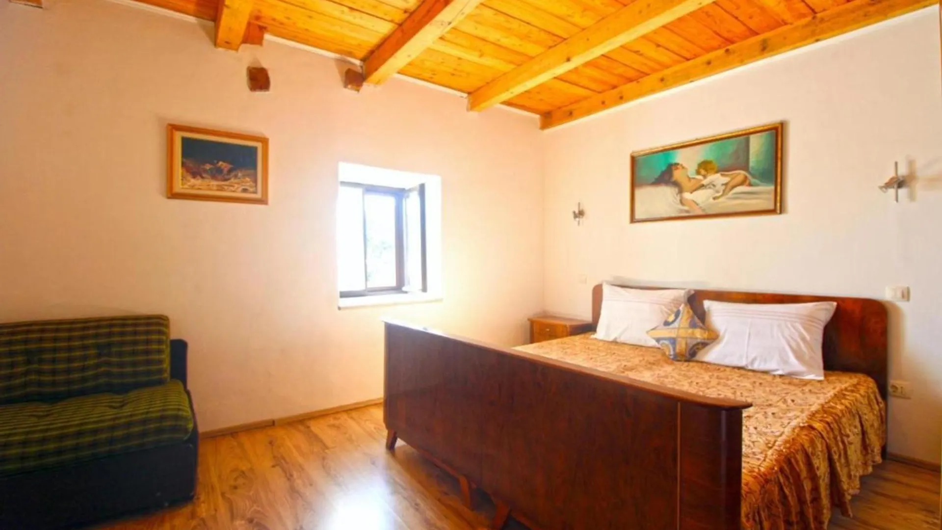Comfortable Apartment With Pool And Garden Valtura Holiday home
